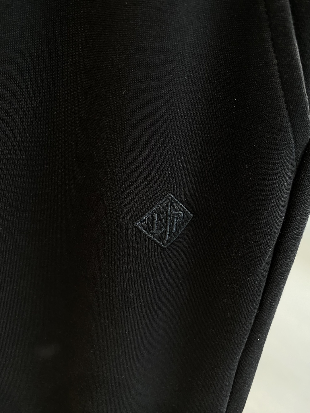 “2025 Spring & Summer Classic Logo Leisure Pants: Top Product LP Home” - 图片 5