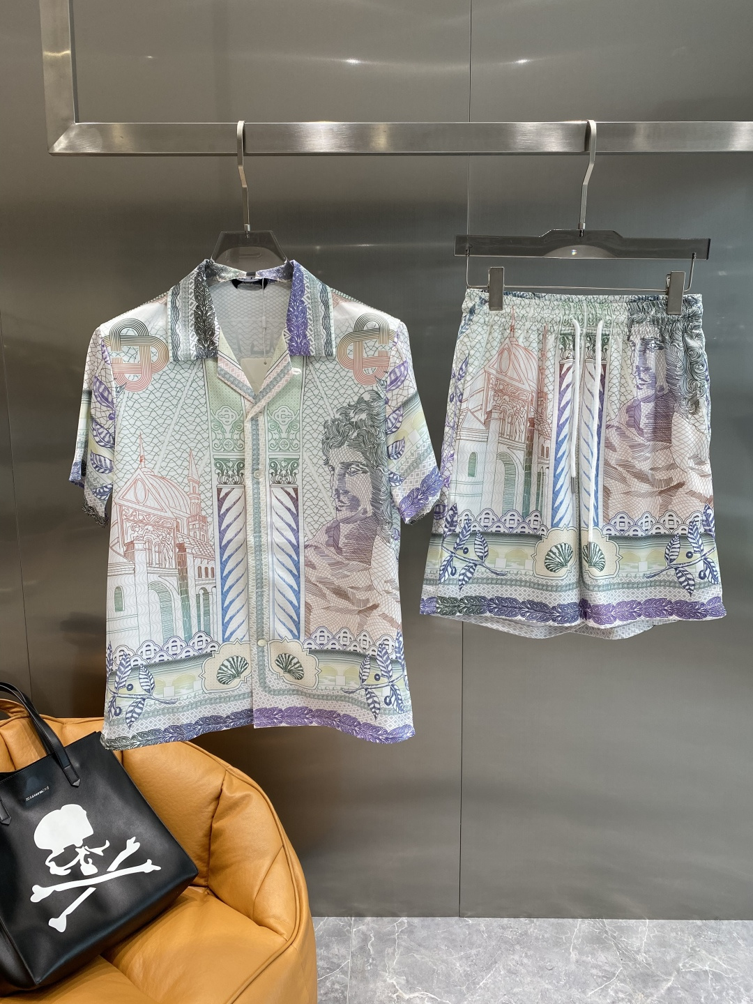 NO:509101,'Fan Jia' Casual pajamas set High-order silk silk fabric upgrade process upgrade Home clothing High-order Russian silk fabric skin-friendly and comfortable Home essentials Do not machine wash silk products, recommended to hand wash or wash bag number M-3XL the next day, real silk, alexander wang19860909《范家》 休闲睡衣套装 高订天绸丝面料升级工艺升级 家居服 高定俄罗丝面料亲肤轻柔舒适 家居必备 真丝产品切勿机洗,建议 手洗或者洗衣袋洗 码数M-3XL隔天,,real silk,alexander wang,Men's clothing