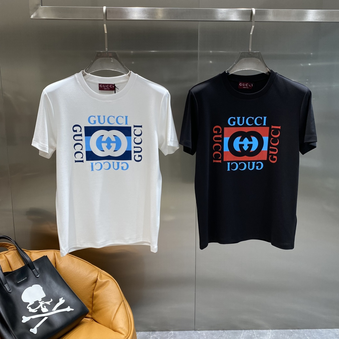 NO:494025,'Gujia' 25ss autumn and winter base shirt short sleeves autumn and winter base shirt Original customized 270 grams of cotton. The wash water does not deform, shrinks, and feels very comfortable. The latest brick cabinet is synchronized. Fashionable and personalized. Super versatile and beautiful. Size M-3XL the next day, gucci, T-shirt, alexander wang19860909《古家》 25ss秋冬打底衫短袖 秋冬打底衫 原版定制270克人棉 洗水不变形、不缩水、手感非常舒服 最新砖柜同步 时尚又个性 超级百搭好看 尺码M-3XL隔天,,gucci,T-shirt,alexander wang,Men's clothing