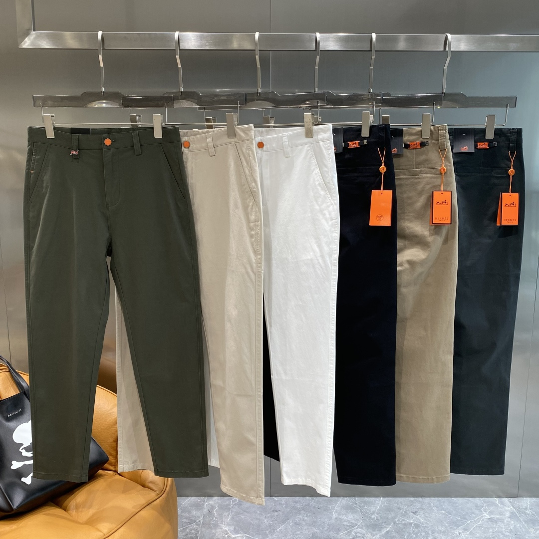 NO:511155,'Love Home' 2025 new casual trousers, simultaneously released on the official website, trouser body craft design, imported customer-supplied auxiliary materials, fabric customization, and OEM products are free of inspection!  Every detail is the ultimate, the original hardware accessories are trendy and stylish, and they are a must-have item for trendy people!  Number of codes 29-36 the next day, alexander wang19860909《爱家》 2025新品休闲裤西裤,官网同步发售,裤身工艺设计,进口客供辅料、面料定制,代工厂出品免检！每个细节做到极致,原版五金配件,潮范十足、上身有型帅气,潮人必备单品！ 码数29-36隔天,,alexander wang,Men's clothing