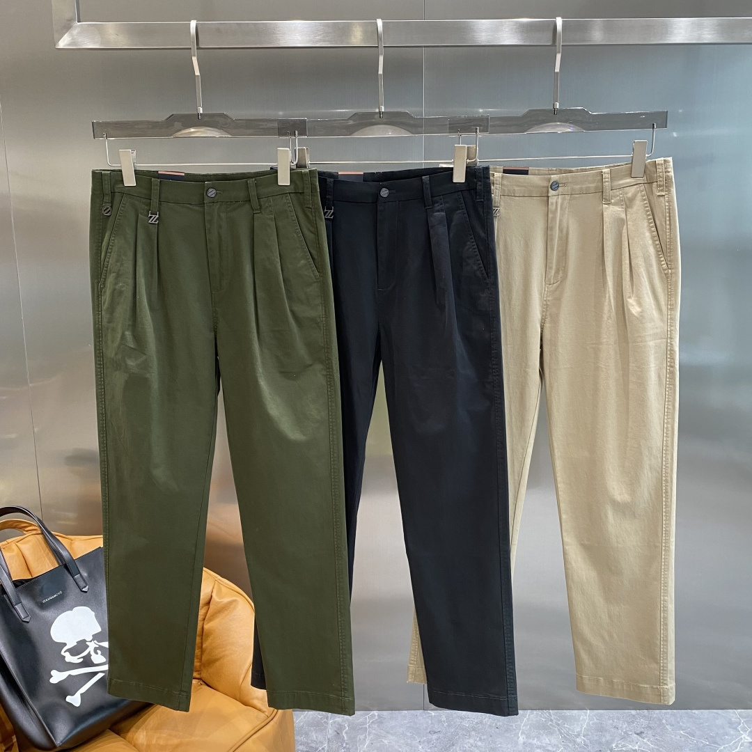 NO:511149,'Jennie's' 2025 new casual trousers, simultaneously released on the official website, trouser body craft design, imported customer-supplied auxiliary materials, fabric customization, and OEM products are free of inspection!  Every detail is the ultimate, the original hardware accessories are trendy and stylish, and they are a must-have item for trendy people!  Number of digits 29-36 the next day, zegna,alexander wang19860909《杰尼家》 2025新品休闲裤西裤,官网同步发售,裤身工艺设计,进口客供辅料、面料定制,代工厂出品免检！每个细节做到极致,原版五金配件,潮范十足、上身有型帅气,潮人必备单品！ 码数29-36隔天,,zegna,alexander wang,Men's clothing