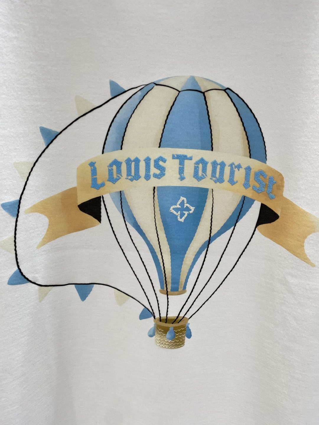 《𝙉𝙚𝙬🤍🖤驴家》
2025新款首发专柜最新款短袖圆领T恤 高端订制 设计前卫时尚！品牌logo重工艺设