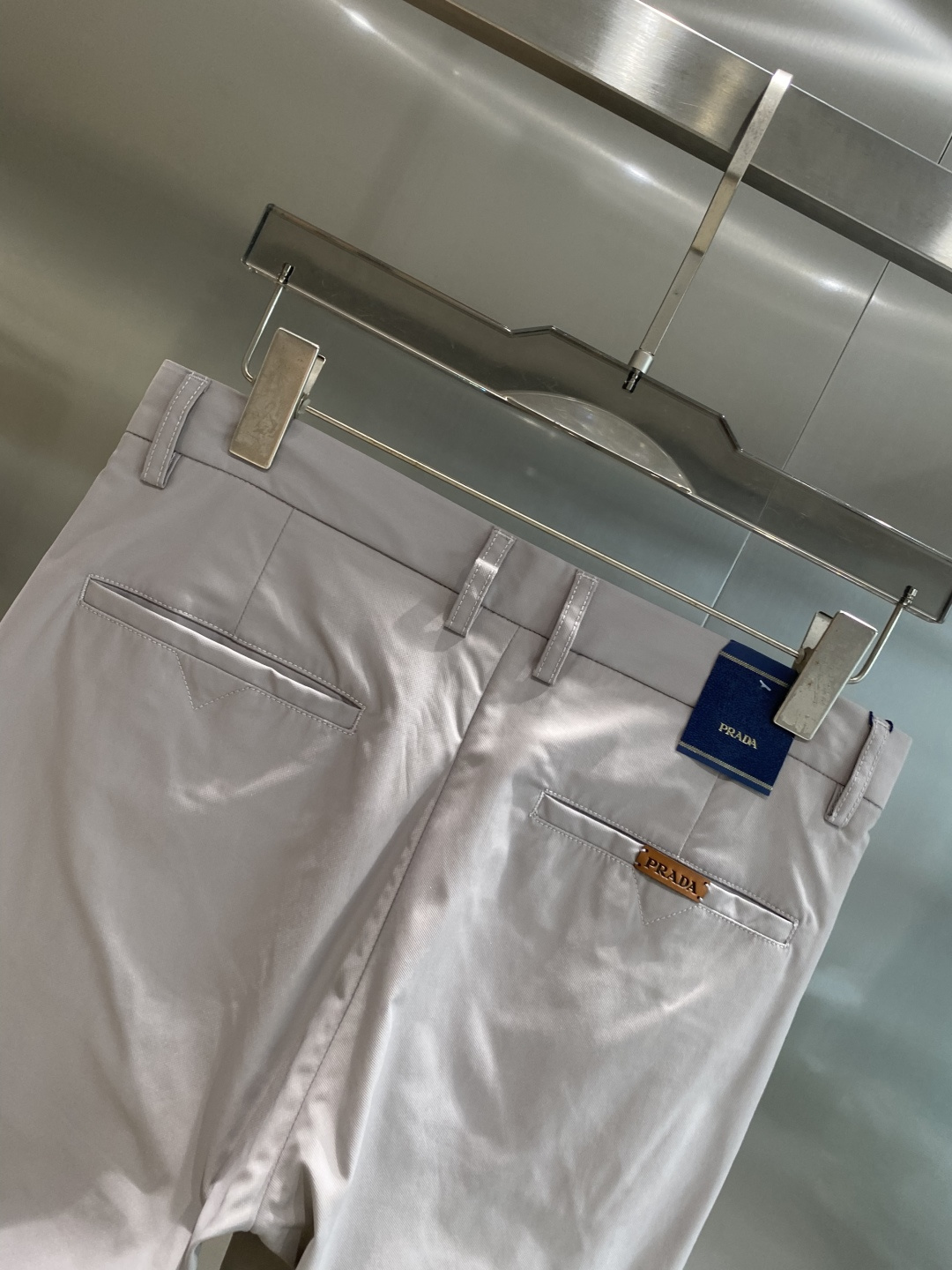 《𝙉𝙚𝙬🤍🖤普家》
2025新品休闲裤西裤，官网同步发售，裤身工艺设计，进口客供辅料、面料定制，代工厂出