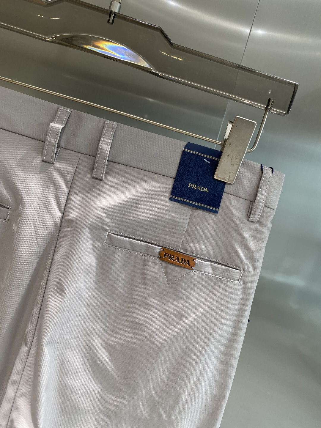 《𝙉𝙚𝙬🤍🖤普家》
2025新品休闲裤西裤，官网同步发售，裤身工艺设计，进口客供辅料、面料定制，代工厂出