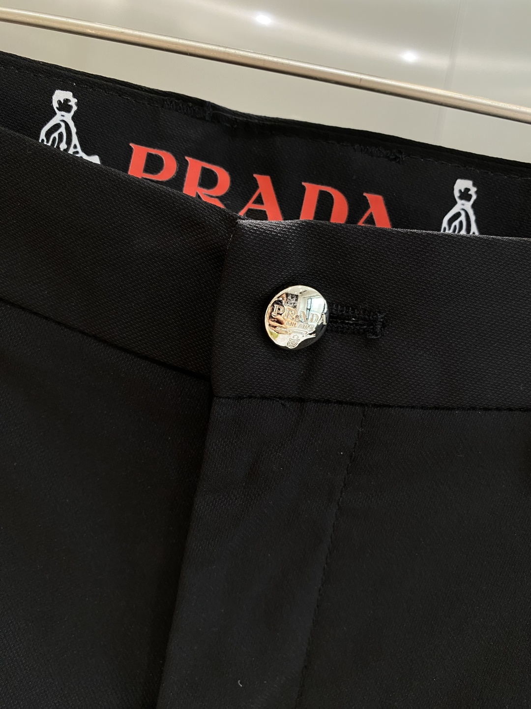 《𝙉𝙚𝙬🤍🖤普家》
2025新品休闲裤西裤，官网同步发售，裤身工艺设计，进口客供辅料、面料定制，代工厂出