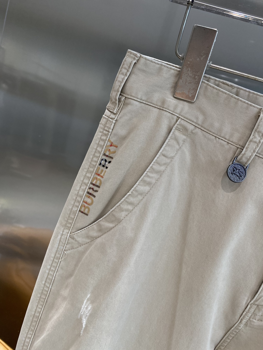 《𝙉𝙚𝙬🤍🖤巴家》
2025新品休闲裤西裤，官网同步发售，裤身工艺设计，进口客供辅料、面料定制，代工厂出