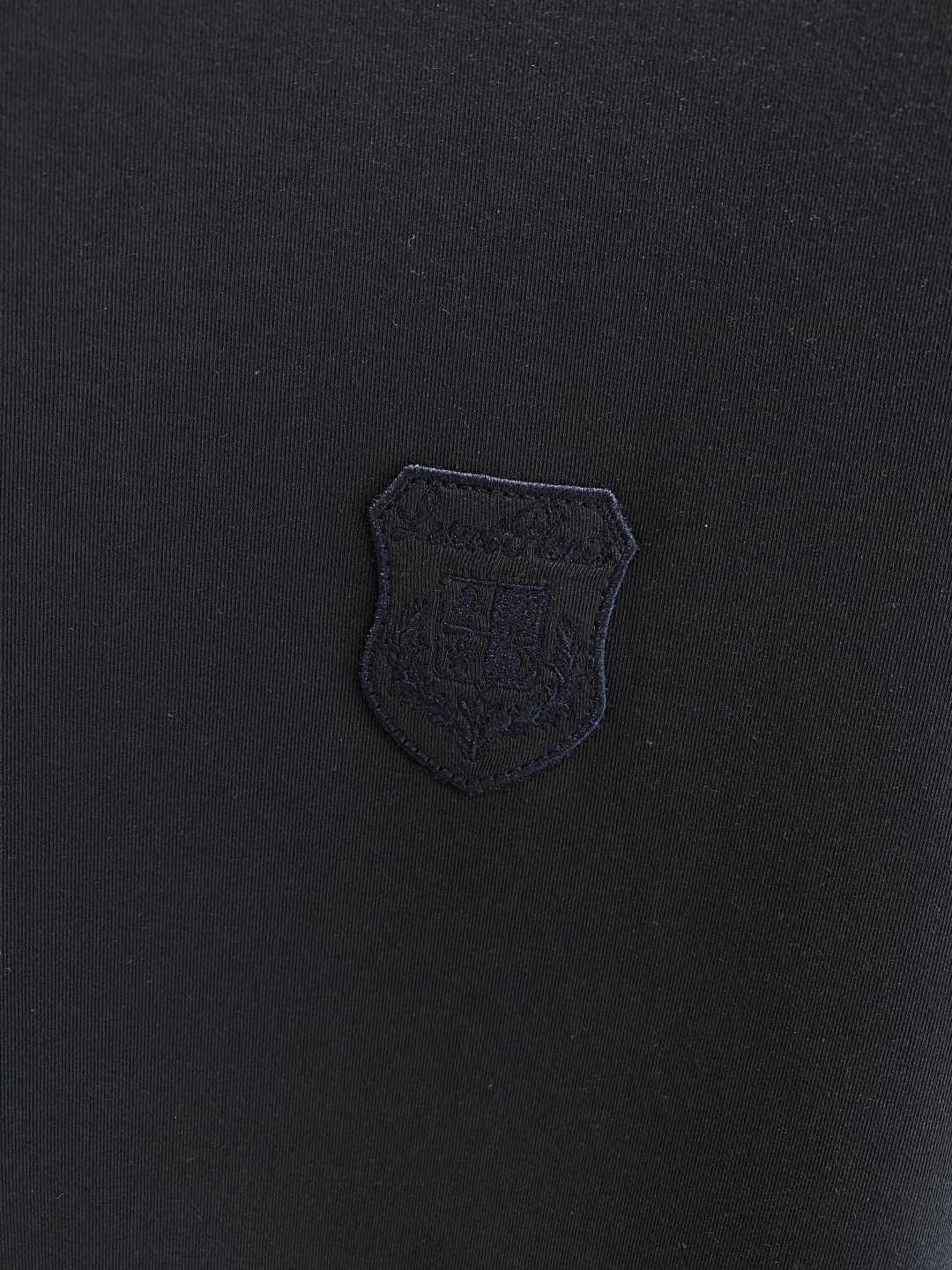 《𝙉𝙚𝙬🤍🖤lP🆕家》
2025新款首发专柜最新款短袖圆领T恤 高端订制 设计前卫时尚！品牌logo重工