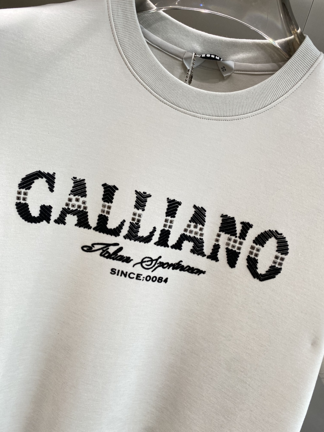 《𝙉𝙚𝙬🖤🤍CALL家》25SS春夏新款首发专柜最新款圆领短袖 高端订制 设计前卫时尚！品牌logo重工