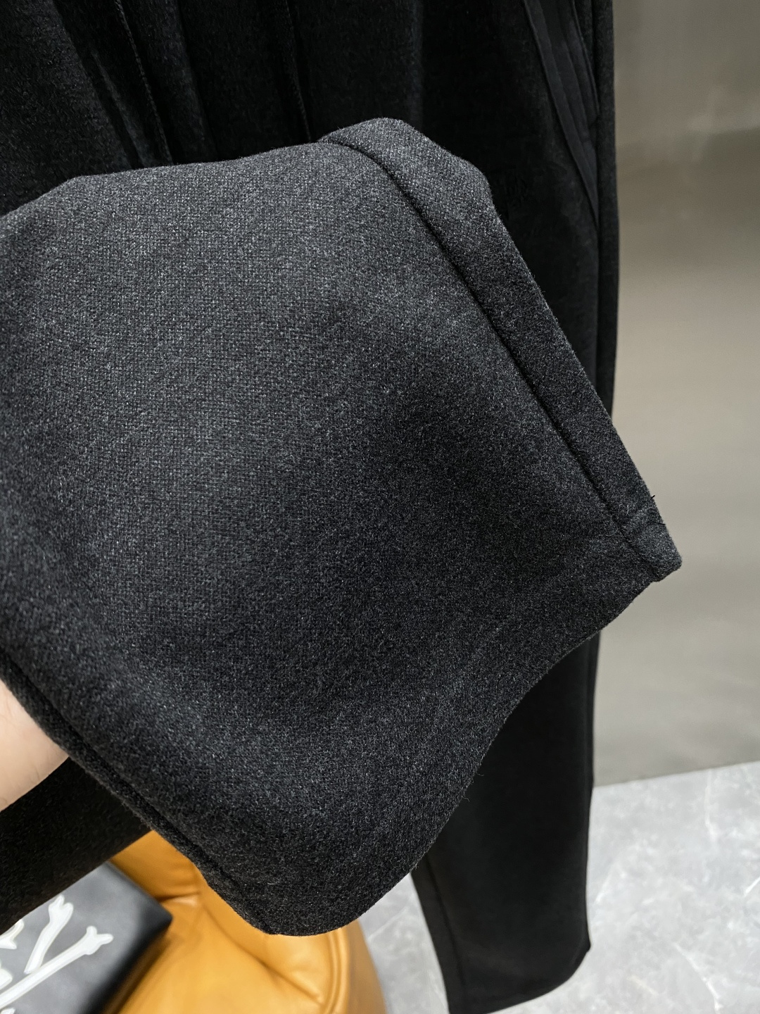 《𝙉𝙚𝙬🖤🤍lP🆕家》2025秋季卫裤，经典百搭 松紧腰小脚休闲运动裤！经典实穿的款式 前后标志织带点缀