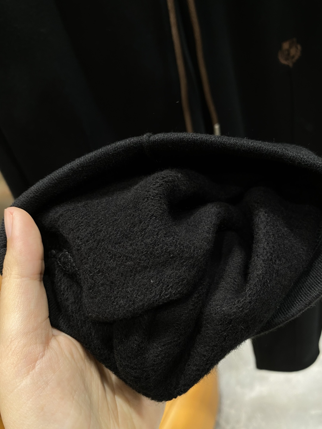 《𝙉𝙚𝙬🖤🤍lP🆕家》2025专柜新品大爆款高端休闲裤松紧裤！奢华品牌logo重工艺点缀 随意进出专柜，