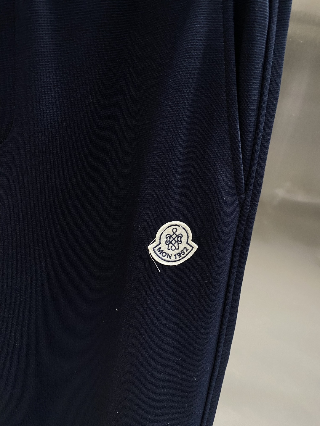 《𝙉𝙚𝙬🖤🤍蒙家》2025SS早秋冬新品 丝光加厚纯棉面料男士运动休闲裤 每季必出的类型，无需质疑的热卖