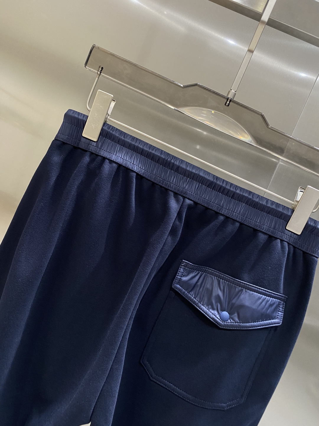 《𝙉𝙚𝙬🖤🤍蒙家》2025SS早秋冬新品 丝光加厚纯棉面料男士运动休闲裤 每季必出的类型，无需质疑的热卖