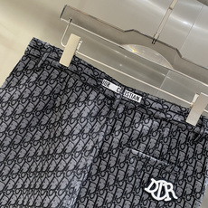 《𝙉𝙚𝙬🖤🤍迪家》2025秋冬 高端定制 新款休闲裤精心设计、兼具舒适性和精致感的专属和系列,该系列包含 《𝙉𝙚𝙬🖤🤍迪家》2025秋冬 高端定制 新款休闲裤精心设计、兼具舒适性和精致感的专属和系列,该系列包含