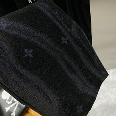 《𝙉𝙚𝙬🖤🤍驴家》2025秋冬 高端定制 新款休闲裤精心设计、兼具舒适性和精致感的专属和系列,该系列包含 《𝙉𝙚𝙬🖤🤍驴家》2025秋冬 高端定制 新款休闲裤精心设计、兼具舒适性和精致感的专属和系列,该系列包含