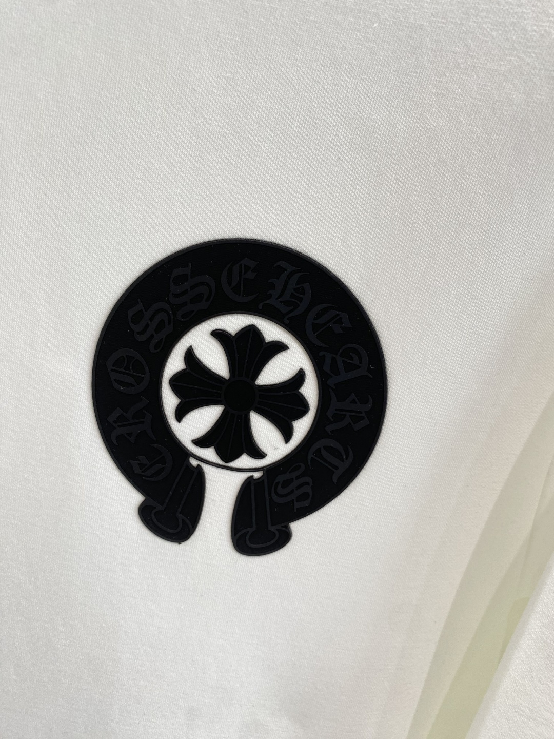 《𝙉𝙚𝙬🤍🖤克罗心》25秋冬新品空气层 圆领卫衣，正面品牌标识设计，创意重释品牌标志性设计，采用400克