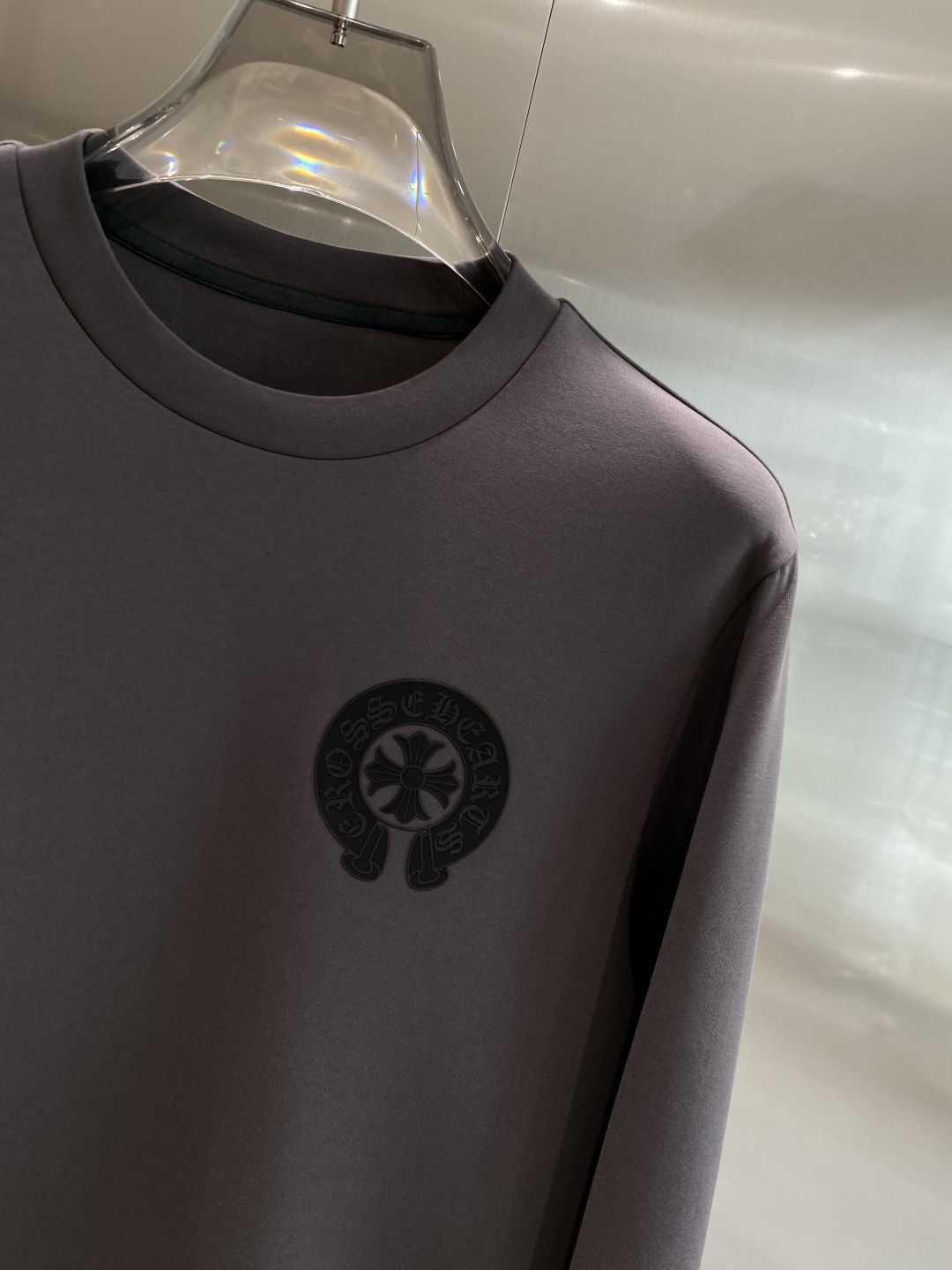 《𝙉𝙚𝙬🤍🖤克罗心》25秋冬新品空气层 圆领卫衣，正面品牌标识设计，创意重释品牌标志性设计，采用400克