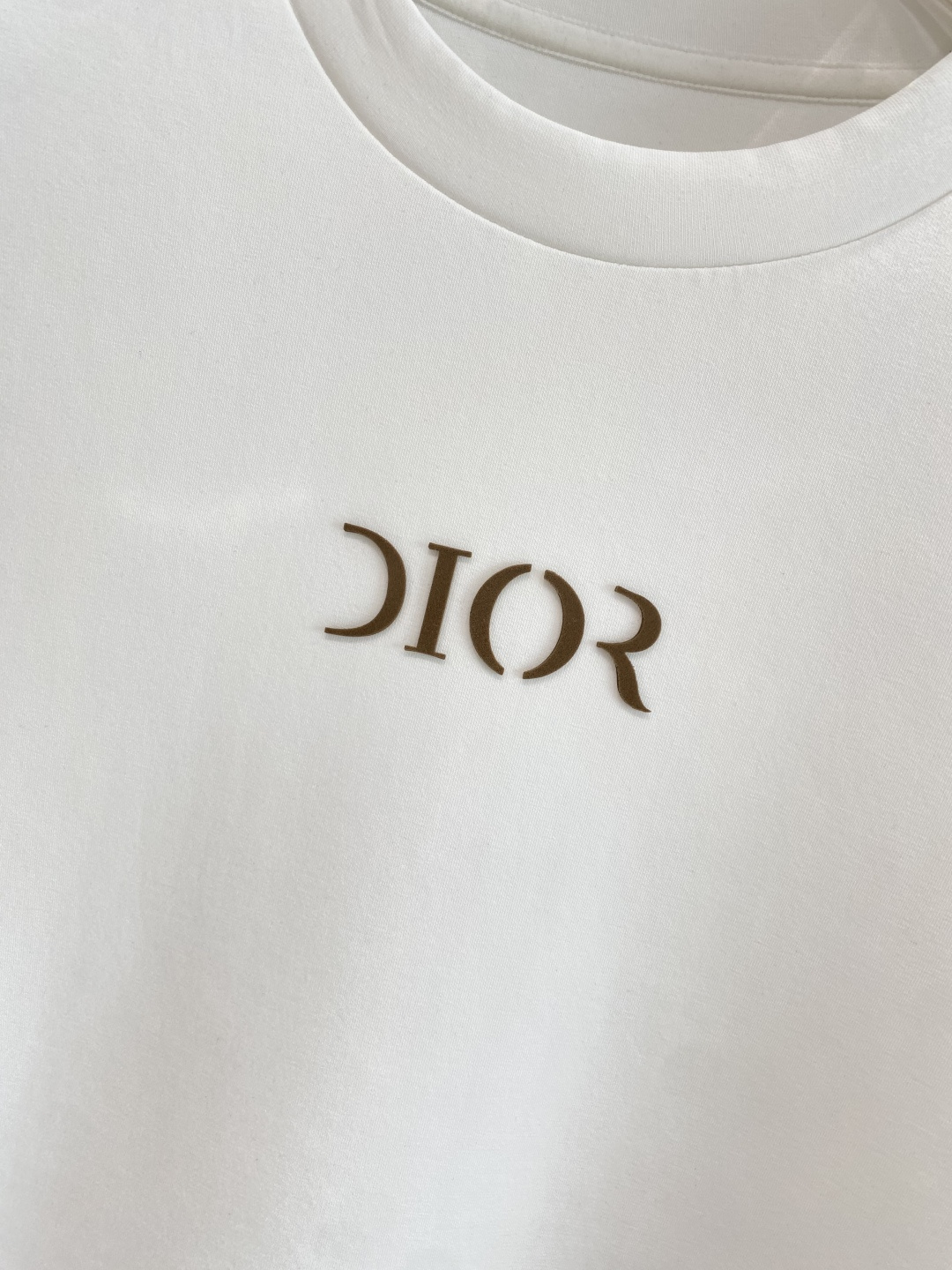 《𝙉𝙚𝙬🤍🖤迪奥》25秋冬新品空气层 圆领卫衣，正面品牌标识设计，创意重释品牌标志性设计，采用400克重