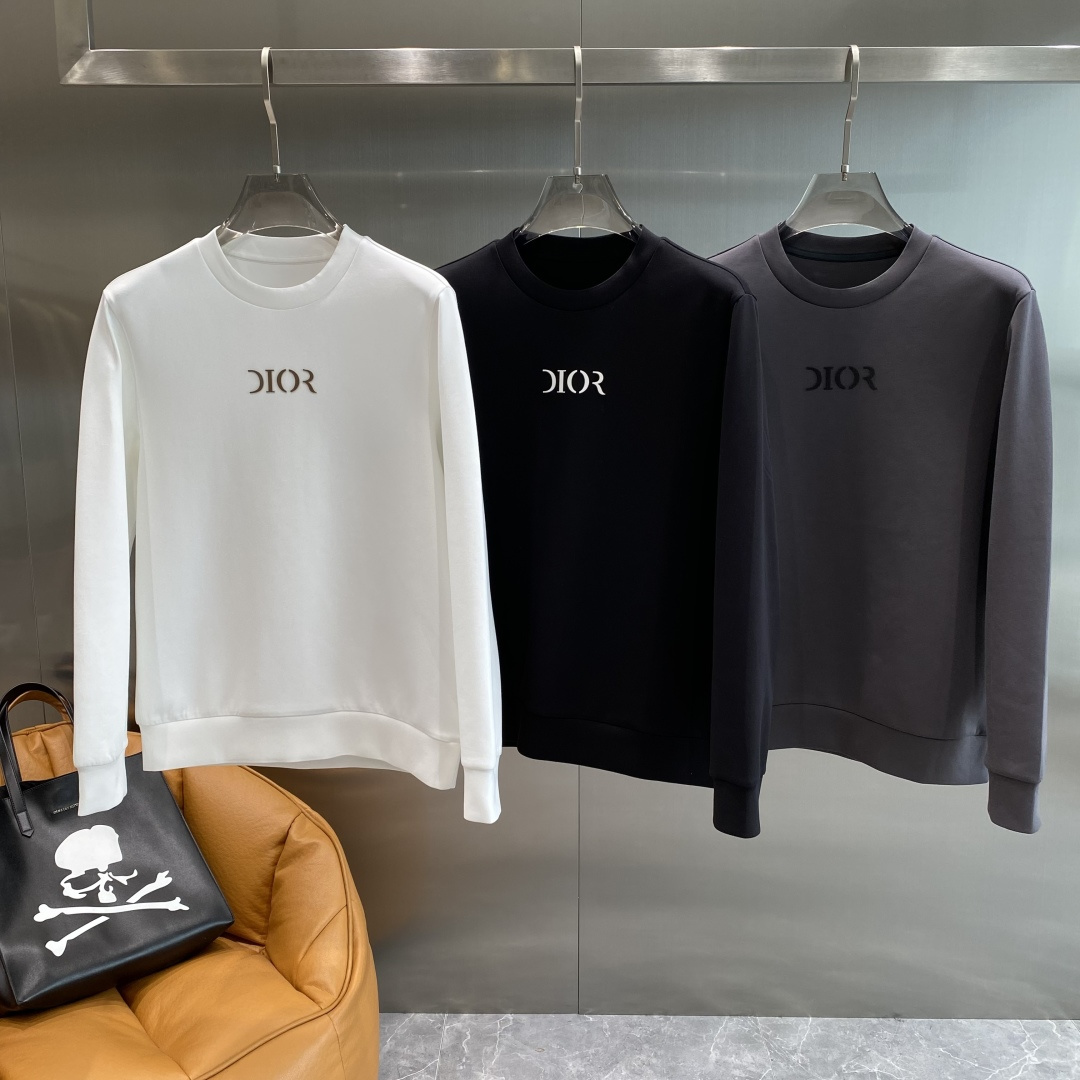 《𝙉𝙚𝙬🤍🖤迪奥》25秋冬新品空气层 圆领卫衣，正面品牌标识设计，创意重释品牌标志性设计，采用400克重