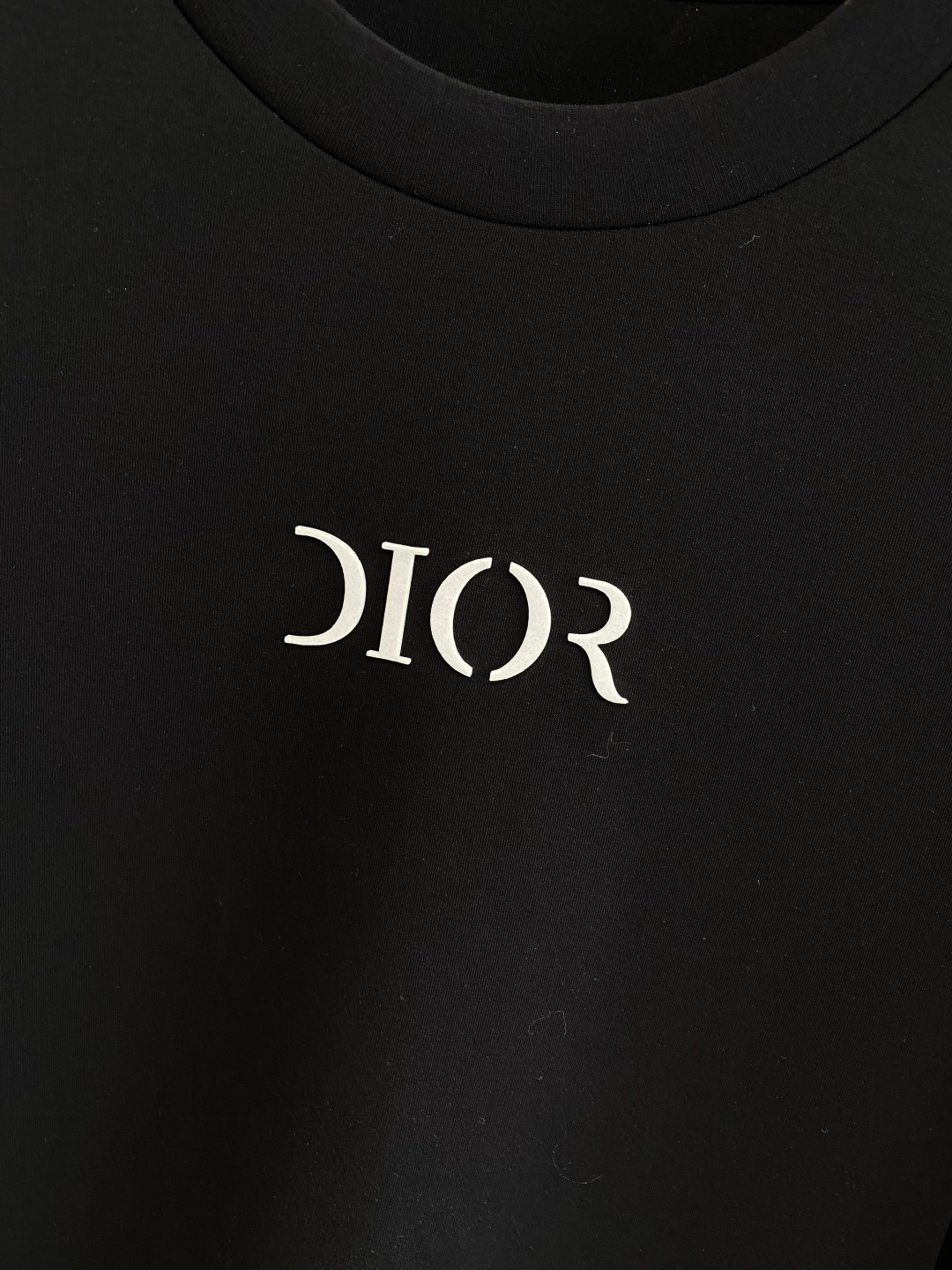 《𝙉𝙚𝙬🤍🖤迪奥》25秋冬新品空气层 圆领卫衣，正面品牌标识设计，创意重释品牌标志性设计，采用400克重