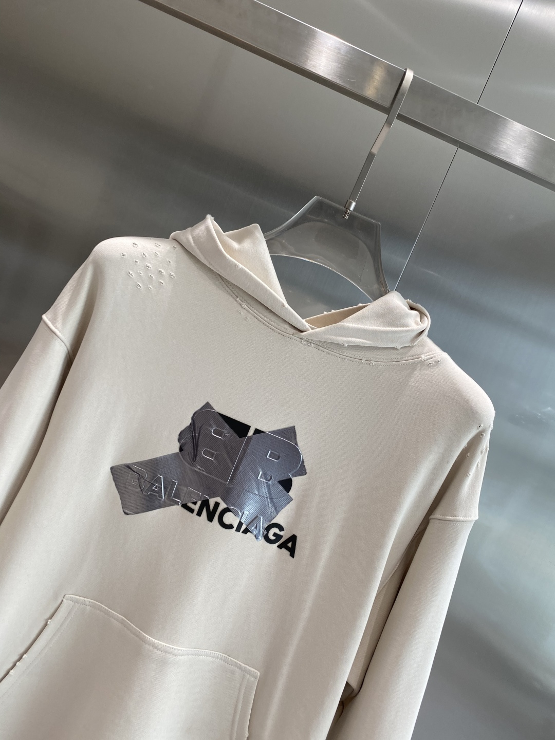 《𝙉𝙚𝙬🤍🖤巴黎世家》2025秋季最新款，专柜同步有售，原单狠货，爆款时尚休闲连帽卫衣，进口原版面料，独