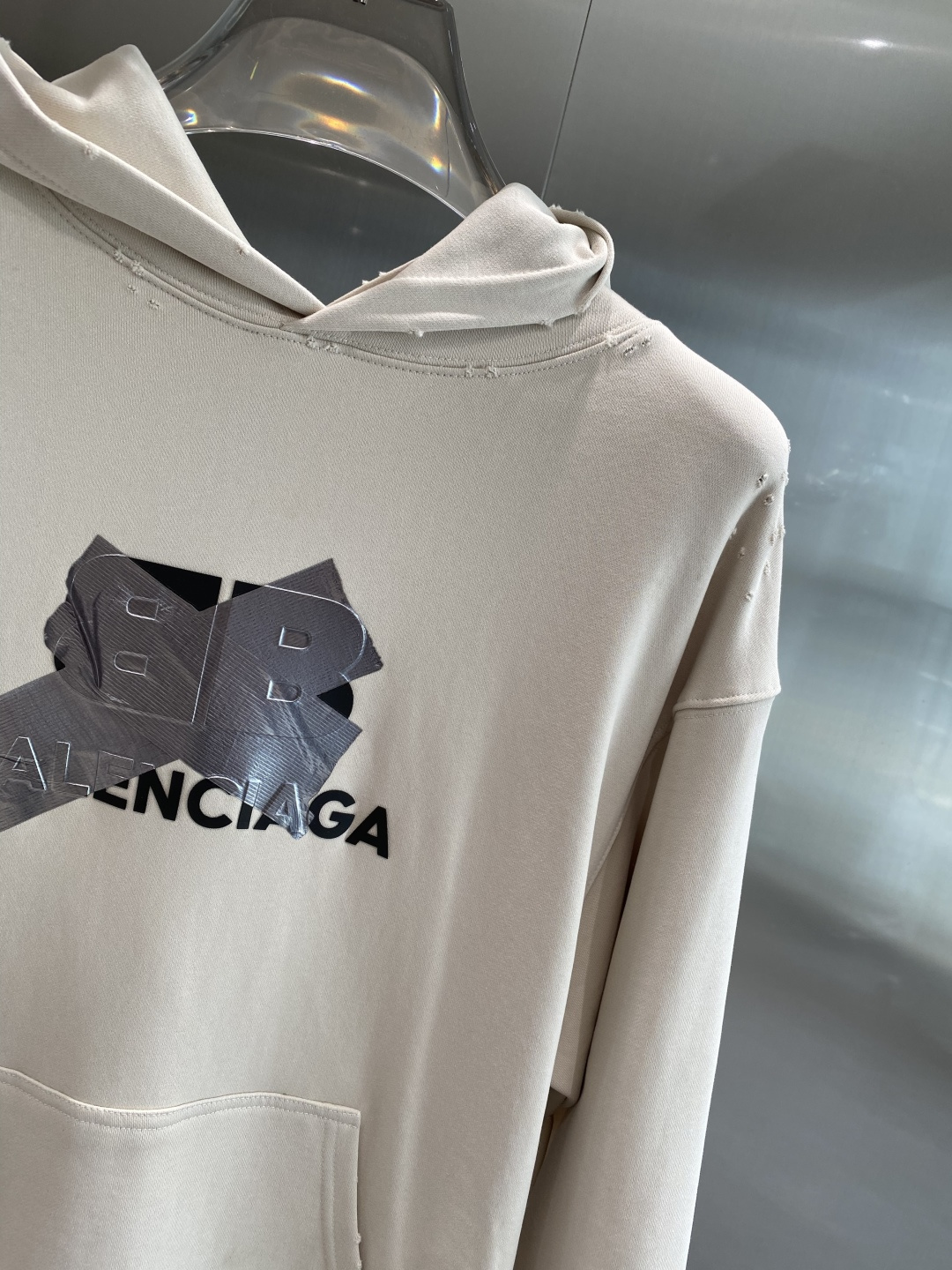 《𝙉𝙚𝙬🤍🖤巴黎世家》2025秋季最新款，专柜同步有售，原单狠货，爆款时尚休闲连帽卫衣，进口原版面料，独