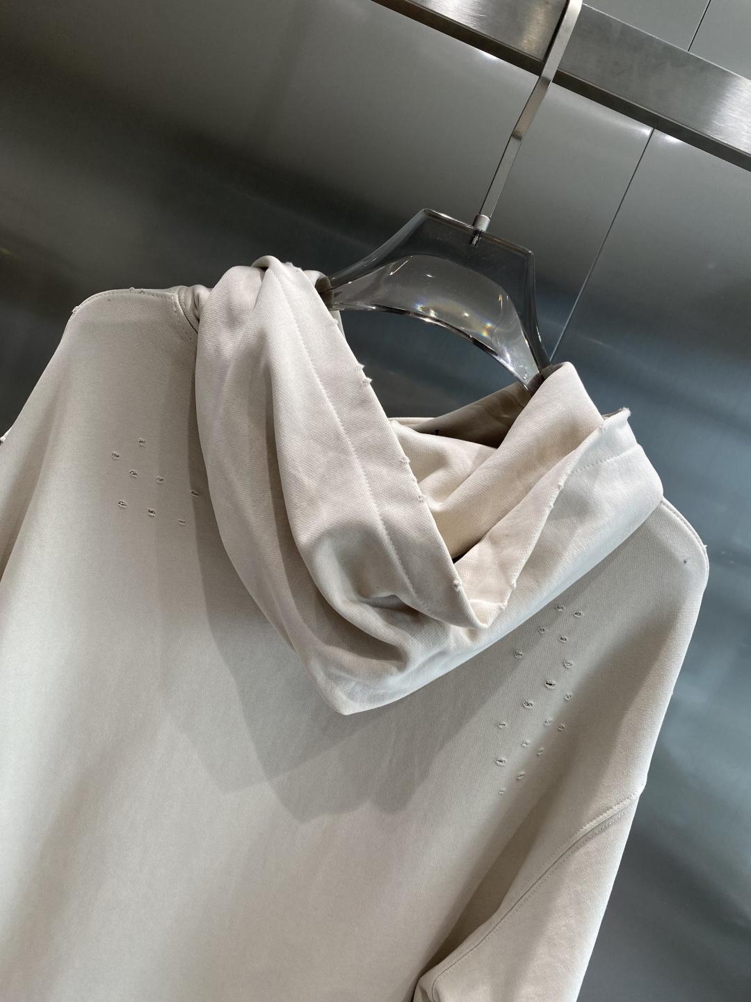 《𝙉𝙚𝙬🤍🖤巴黎世家》2025秋季最新款，专柜同步有售，原单狠货，爆款时尚休闲连帽卫衣，进口原版面料，独