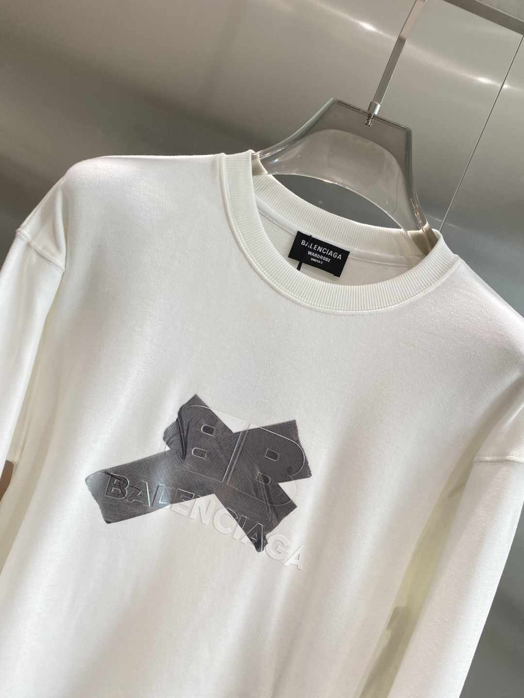 《𝙉𝙚𝙬🤍🖤巴黎世家》2025秋季最新款，专柜同步有售，原单狠货，爆款时尚休闲卫衣，进口原版面料，独特设