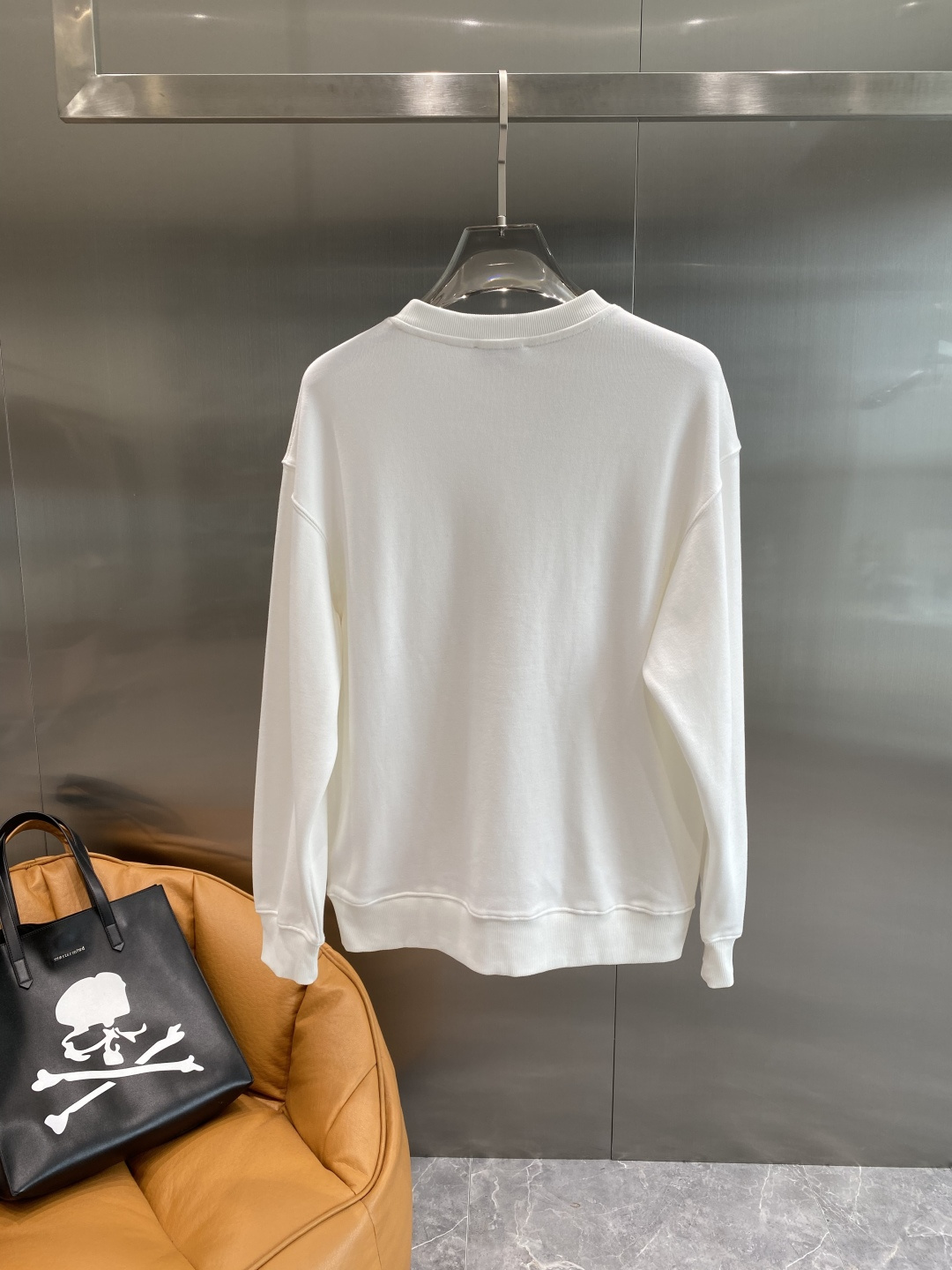 《𝙉𝙚𝙬🤍🖤巴黎世家》2025秋季最新款，专柜同步有售，原单狠货，爆款时尚休闲卫衣，进口原版面料，独特设