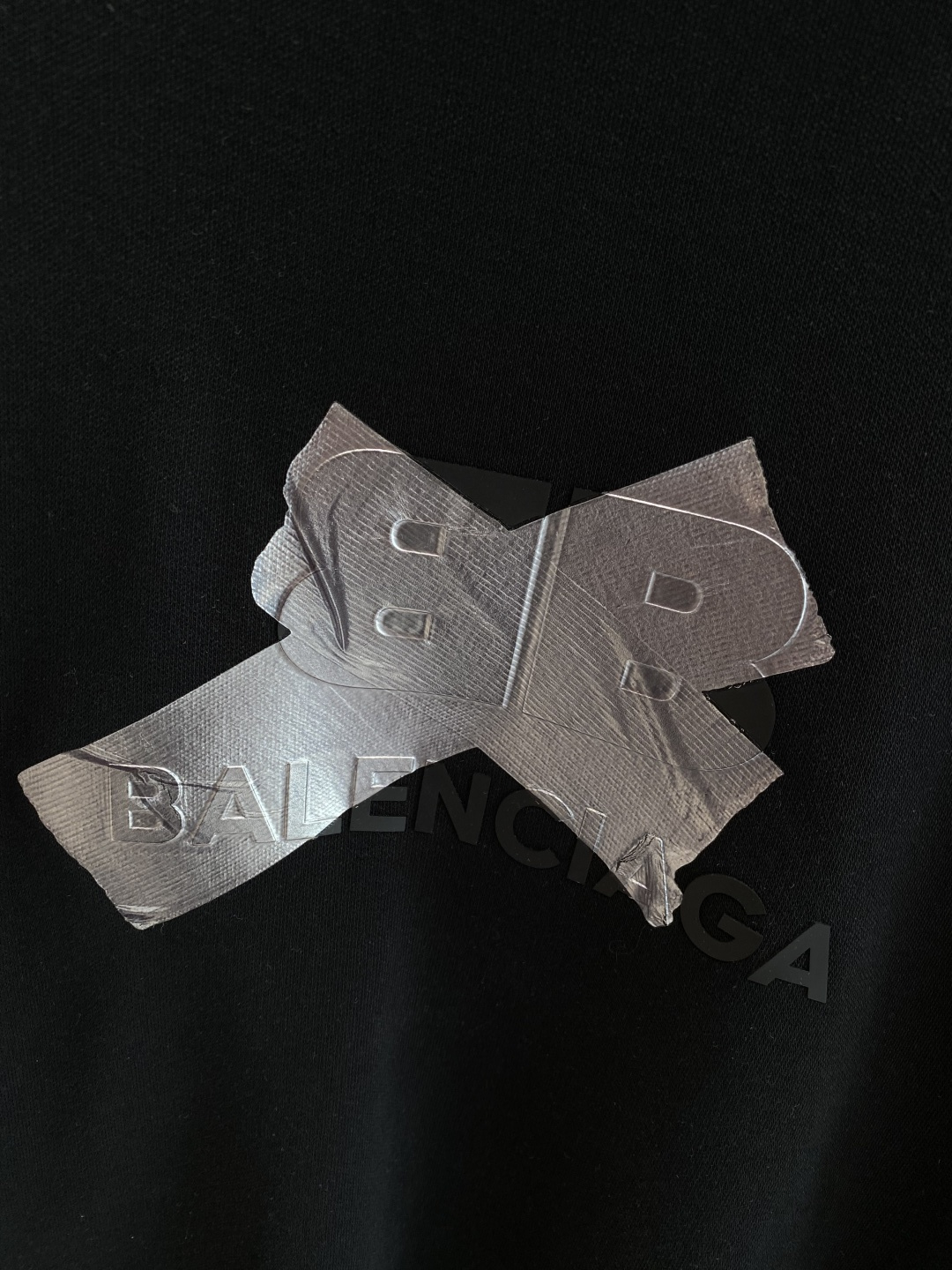 《𝙉𝙚𝙬🤍🖤巴黎世家》2025秋季最新款，专柜同步有售，原单狠货，爆款时尚休闲卫衣，进口原版面料，独特设