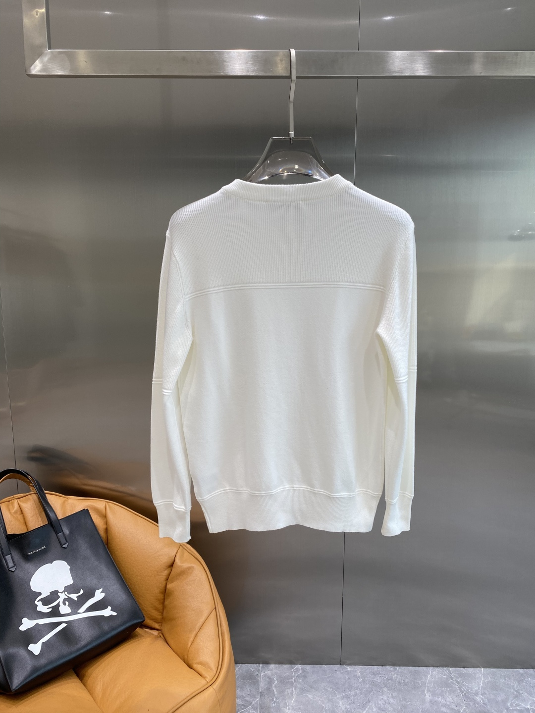 《𝙉𝙚𝙬🤍🖤巴家》25ss秋冬 最新最顶级开衫羊毛针织衫开衫毛衣，精致配色融合新款潮套头衫，最顶级的品质