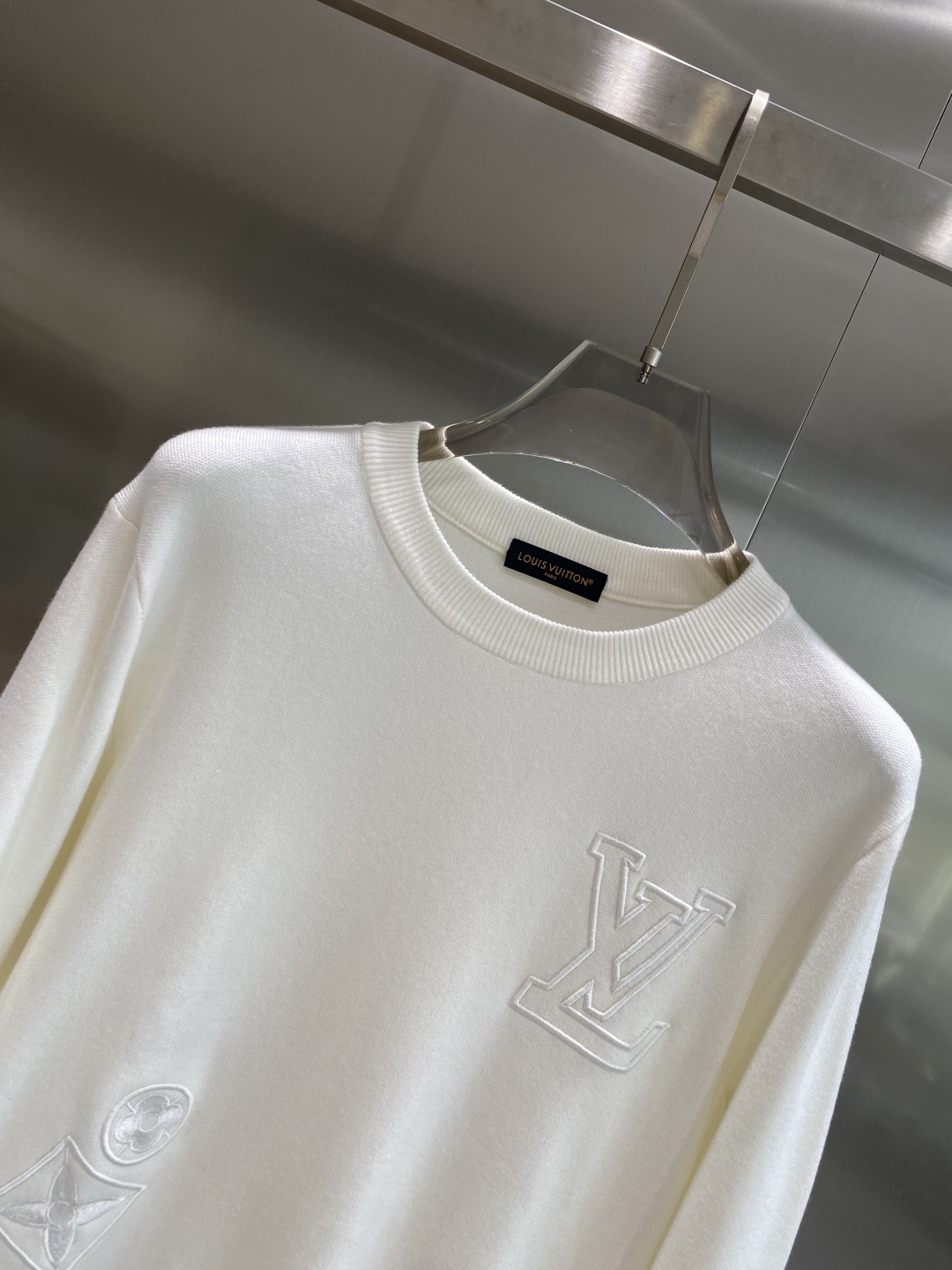 《𝙉𝙚𝙬🤍🖤驴家》2025ss秋冬新品时尚休闲打底单穿圆领商务休闲基础高档精纺毛衣 舒适保暖！抗起球不刺