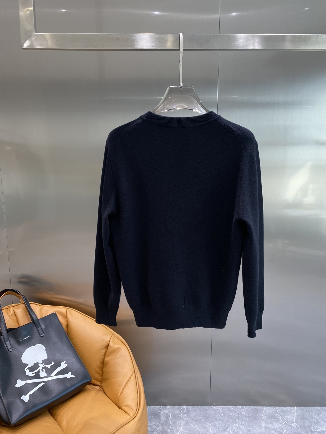 《𝙉𝙚𝙬🤍🖤驴家》2025ss秋冬新品时尚休闲打底单穿圆领商务休闲基础高档精纺毛衣 舒适保暖！抗起球不刺