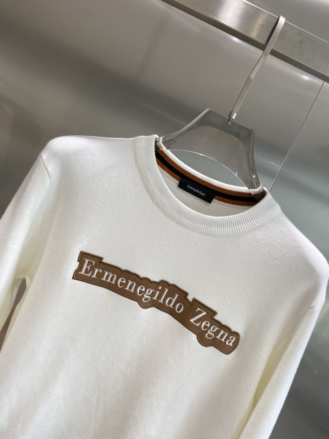 《𝙉𝙚𝙬🤍🖤杰尼亚家》2025ss秋冬新品时尚休闲打底单穿圆领商务休闲基础高档精纺毛衣 舒适保暖！抗起球