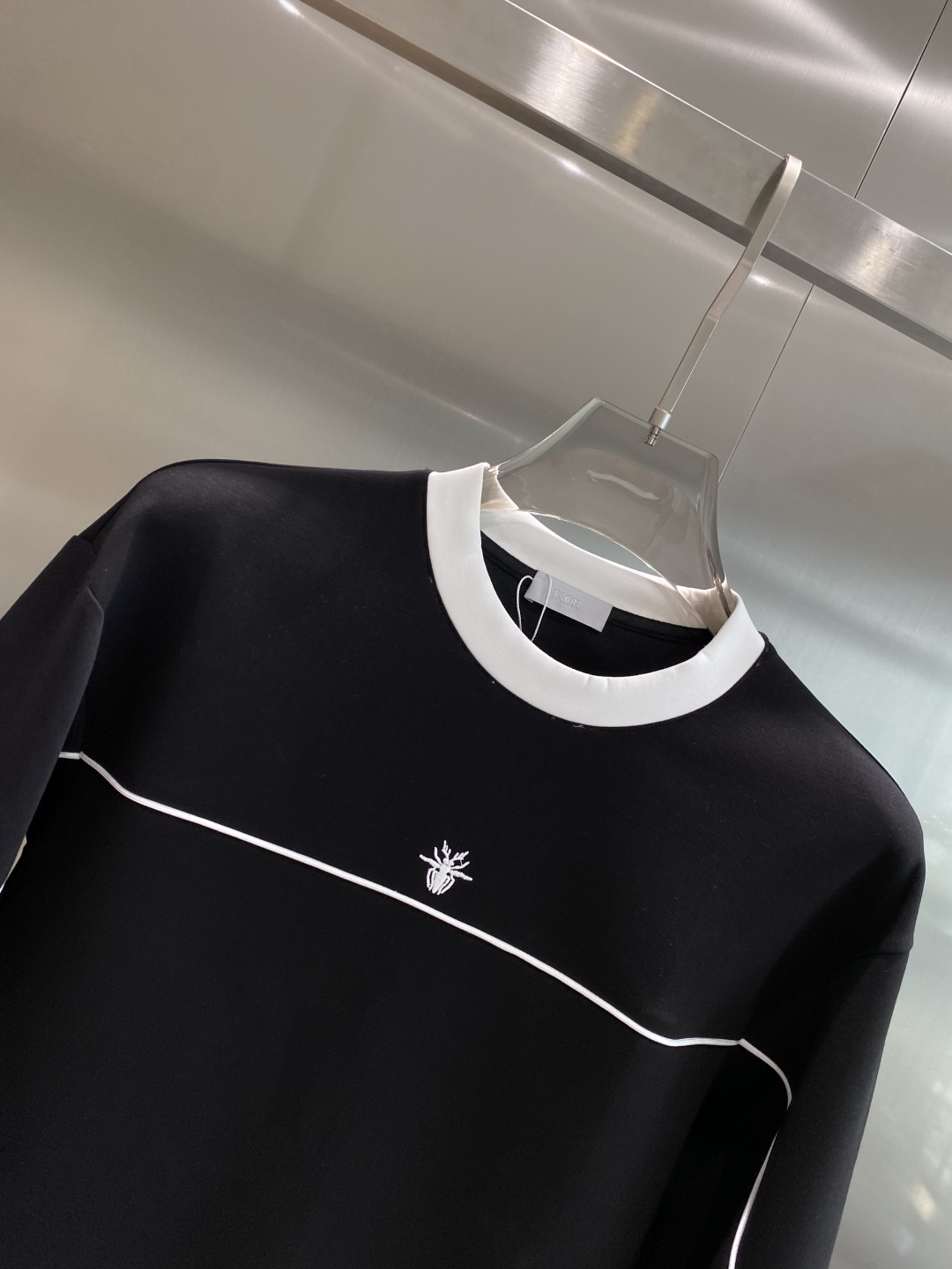 《𝙉𝙚𝙬🤍🖤迪家》25秋冬新品空气层 圆领卫衣，正面品牌标识设计，创意重释品牌标志性设计，采用400克重