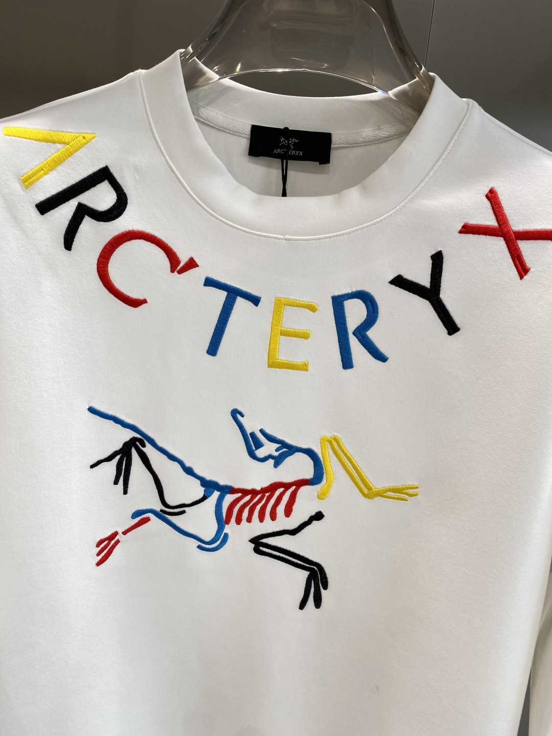 《𝙉𝙚𝙬🤍🖤鸟家》25秋冬新品空气层 圆领卫衣，正面品牌标识设计，创意重释品牌标志性设计，采用400克重