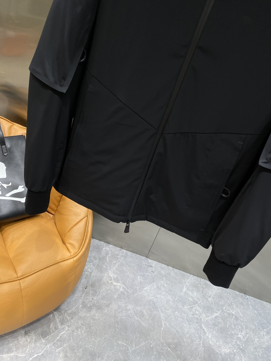 《𝙉𝙚𝙬🤍🖤蒙家》代购正品级别秋冬新款羽绒服 原版1:1订制五金配件全进口原版定制 欢迎专柜对比 绝对的