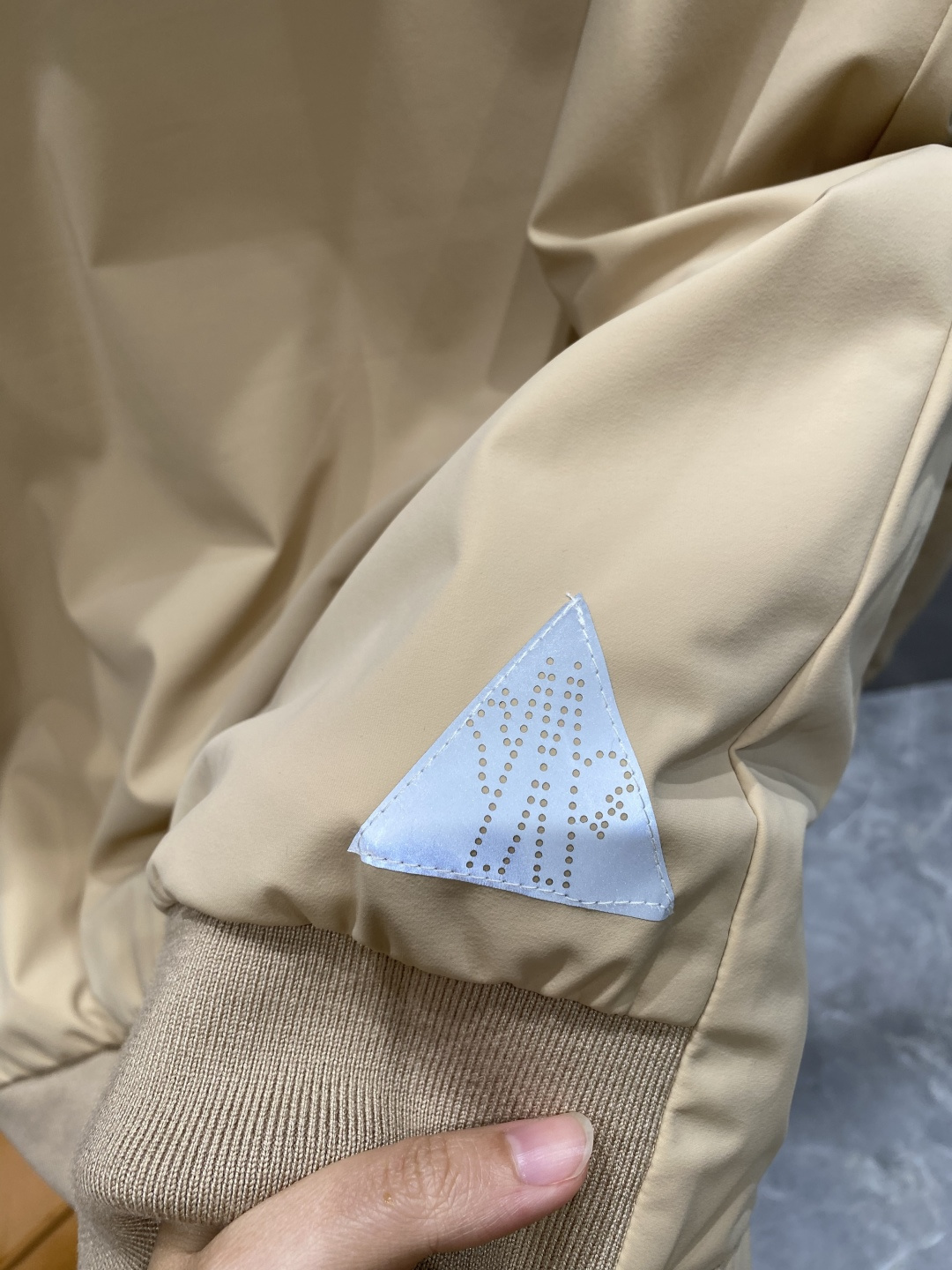 《𝙉𝙚𝙬🤍🖤蒙家》代购正品级别秋冬新款羽绒服 原版1:1订制五金配件全进口原版定制 欢迎专柜对比 绝对的