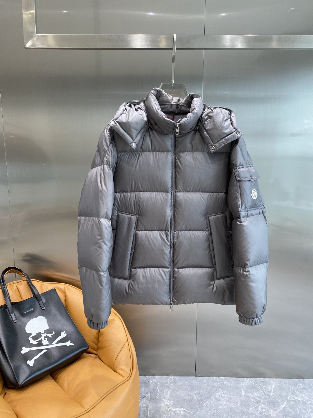 《𝙉𝙚𝙬🤍🖤蒙家》代购正品级别秋冬新款羽绒服 原版1:1订制五金配件全进口原版定制 欢迎专柜对比 绝对的
