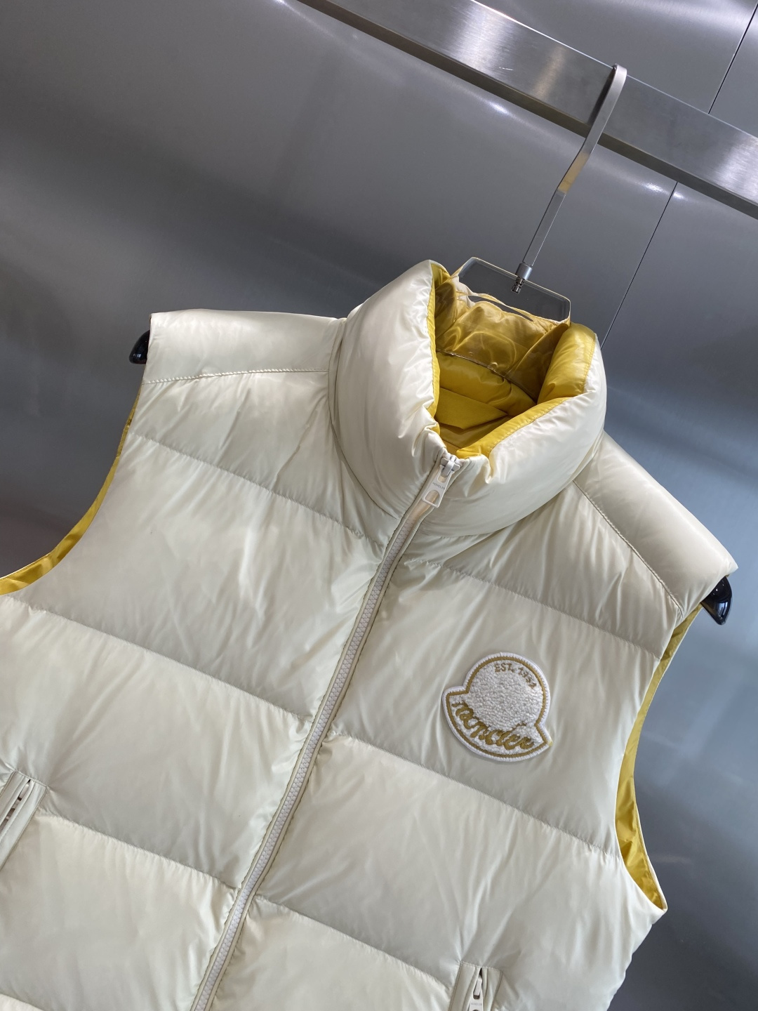 《𝙉𝙚𝙬🤍🖤蒙家》羽绒服 爆款🔥秋冬新款🆕羽绒服 原版1:1订制五金配件全进口原版定制 欢迎专柜对比 绝