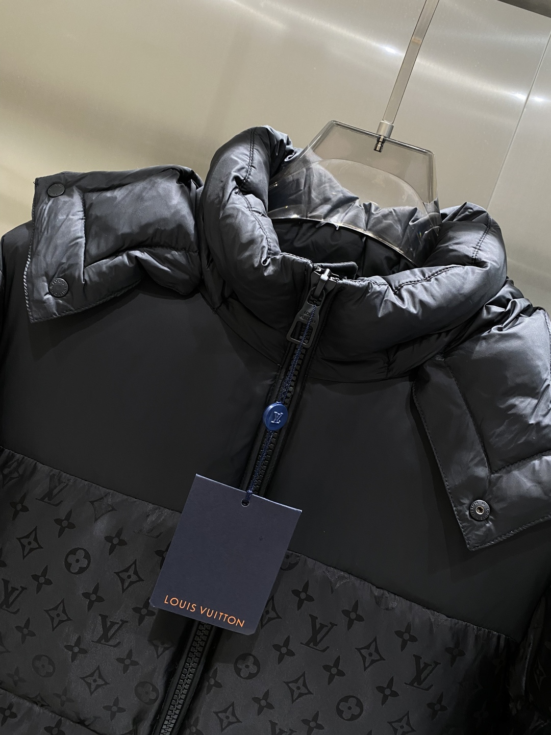 《𝙉𝙚𝙬🤍🖤驴家》代购正品级别秋冬新款羽绒服 原版1:1订制五金配件全进口原版定制 欢迎专柜对比 绝对的