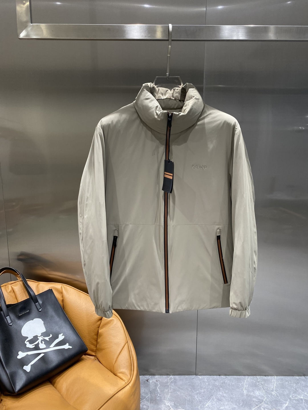 《𝙉𝙚𝙬🤍🖤杰尼家》代购正品级别秋冬新款羽绒服 原版1:1订制五金配件全进口原版定制 欢迎专柜对比 绝对