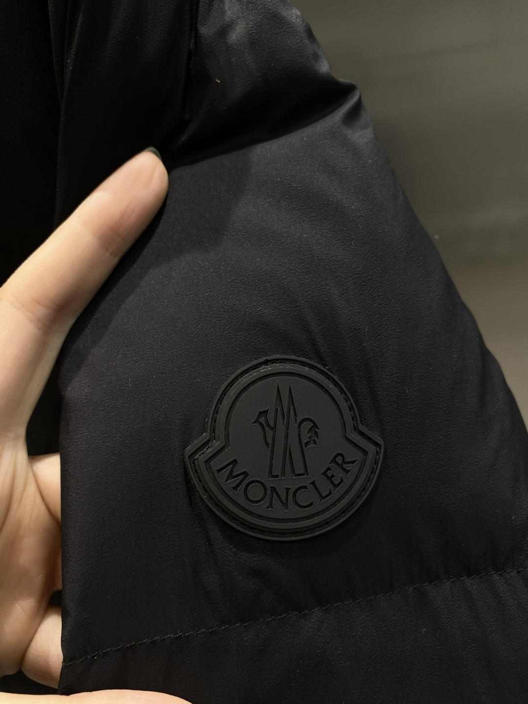《𝙉𝙚𝙬🤍🖤蒙家》羽绒服 爆款🔥秋冬新款🆕羽绒服 原版1:1订制五金配件全进口原版定制 欢迎专柜对比 绝