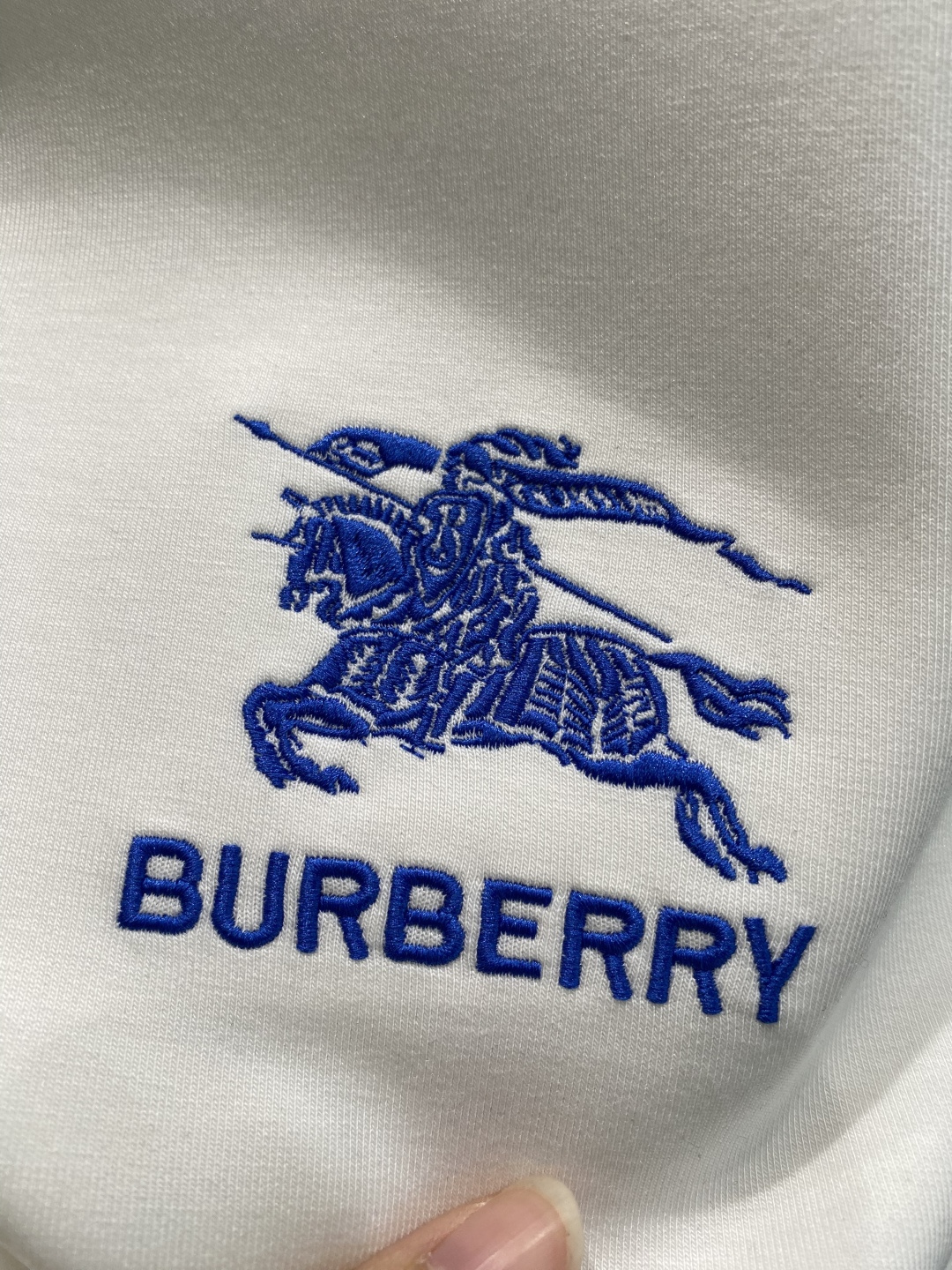 《𝙉𝙚𝙬🤍🖤巴家》25秋冬新品空气层 圆领卫衣，正面品牌标识设计，创意重释品牌标志性设计，采用400克重