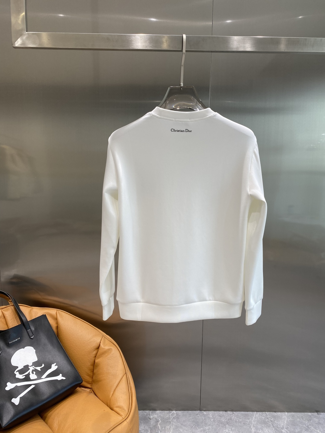 《𝙉𝙚𝙬🤍🖤迪家》25秋冬新品空气层 圆领卫衣，正面品牌标识设计，创意重释品牌标志性设计，采用400克重