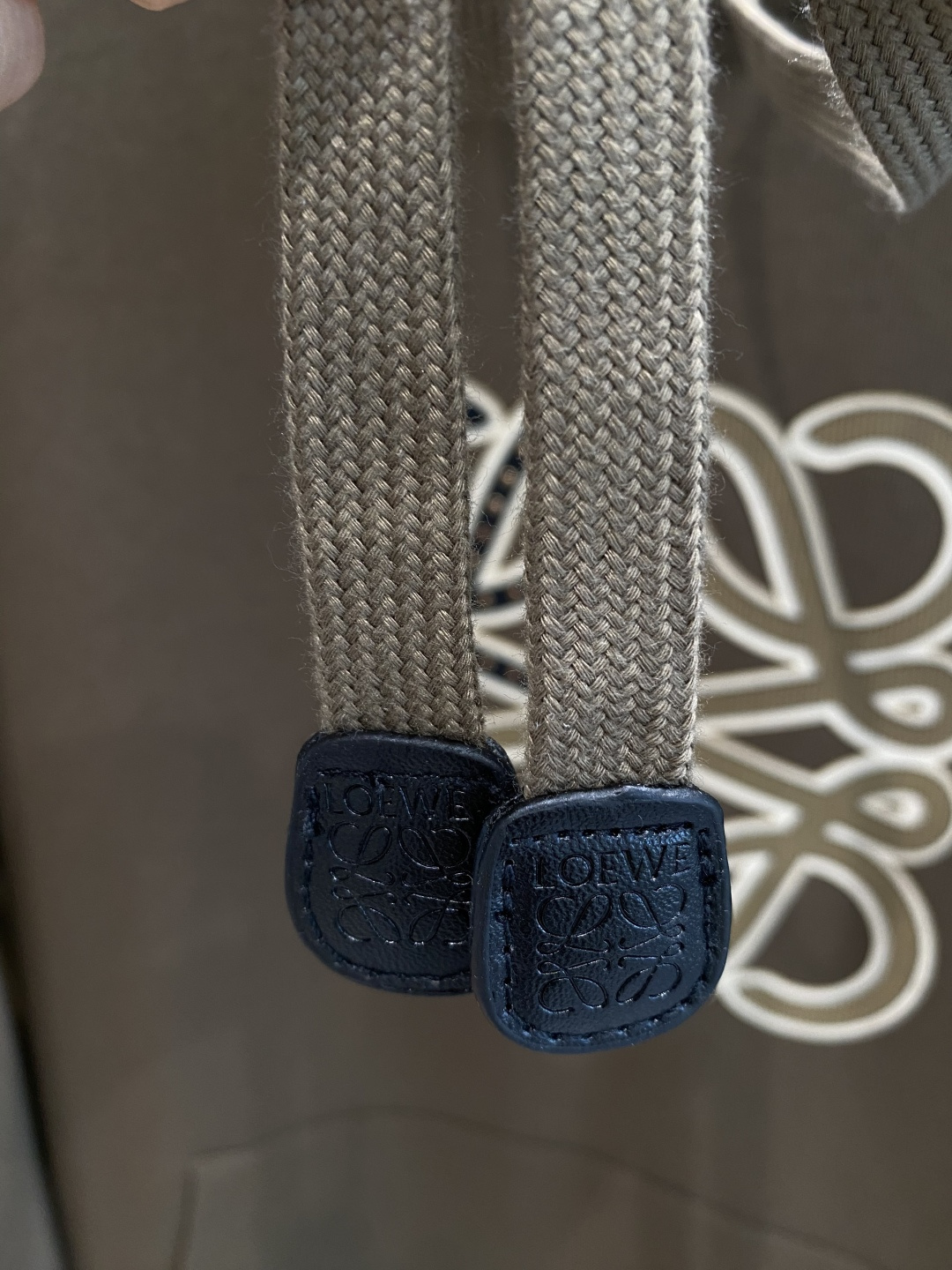 《𝙉𝙚𝙬🤍🖤罗家》2025最新款卫衣，独家发售！原版复刻，独家设计，超强工艺！极其奢华！版型超赞！尺码 