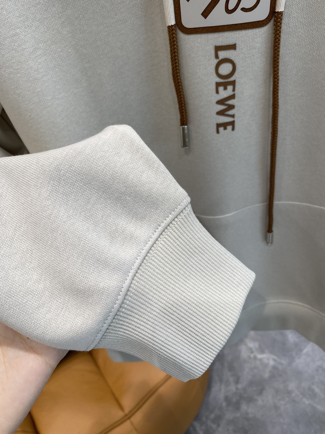 《𝙉𝙚𝙬🤍🖤罗家》2025最新款卫衣，独家发售！原版复刻，独家设计，超强工艺！极其奢华！版型超赞！尺码 