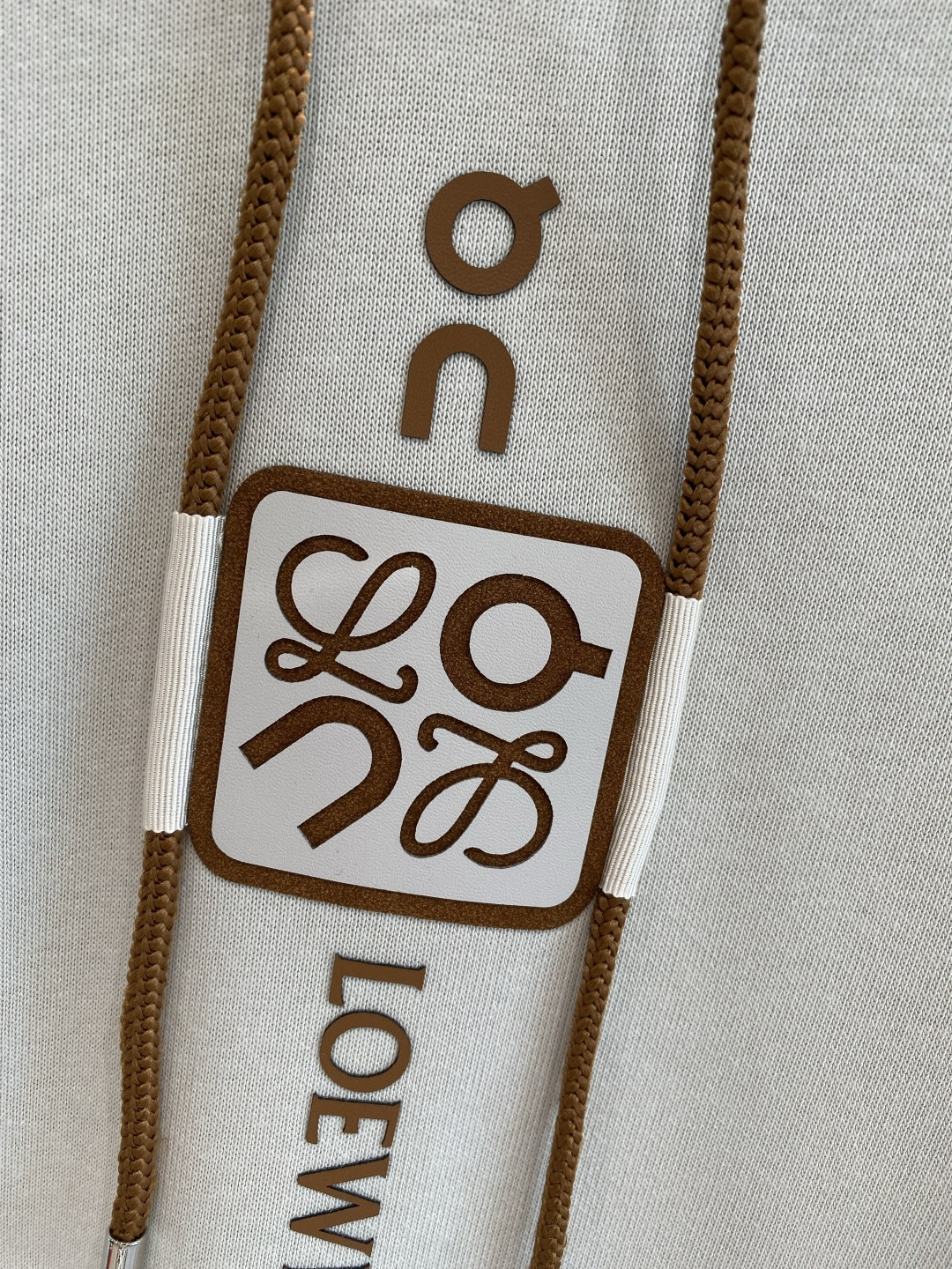 《𝙉𝙚𝙬🤍🖤罗家》2025最新款卫衣，独家发售！原版复刻，独家设计，超强工艺！极其奢华！版型超赞！尺码 