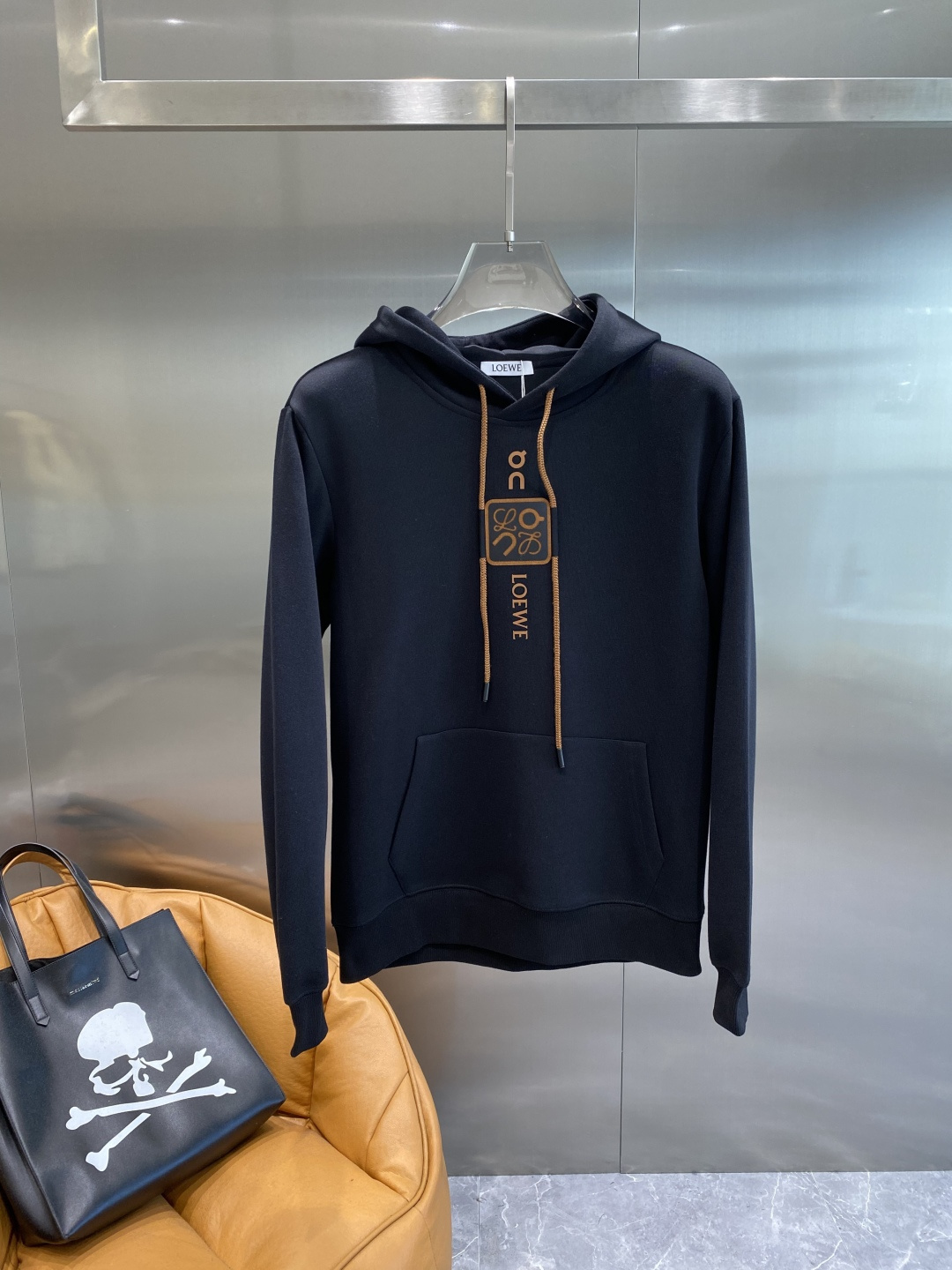 《𝙉𝙚𝙬🤍🖤罗家》2025最新款卫衣，独家发售！原版复刻，独家设计，超强工艺！极其奢华！版型超赞！尺码 