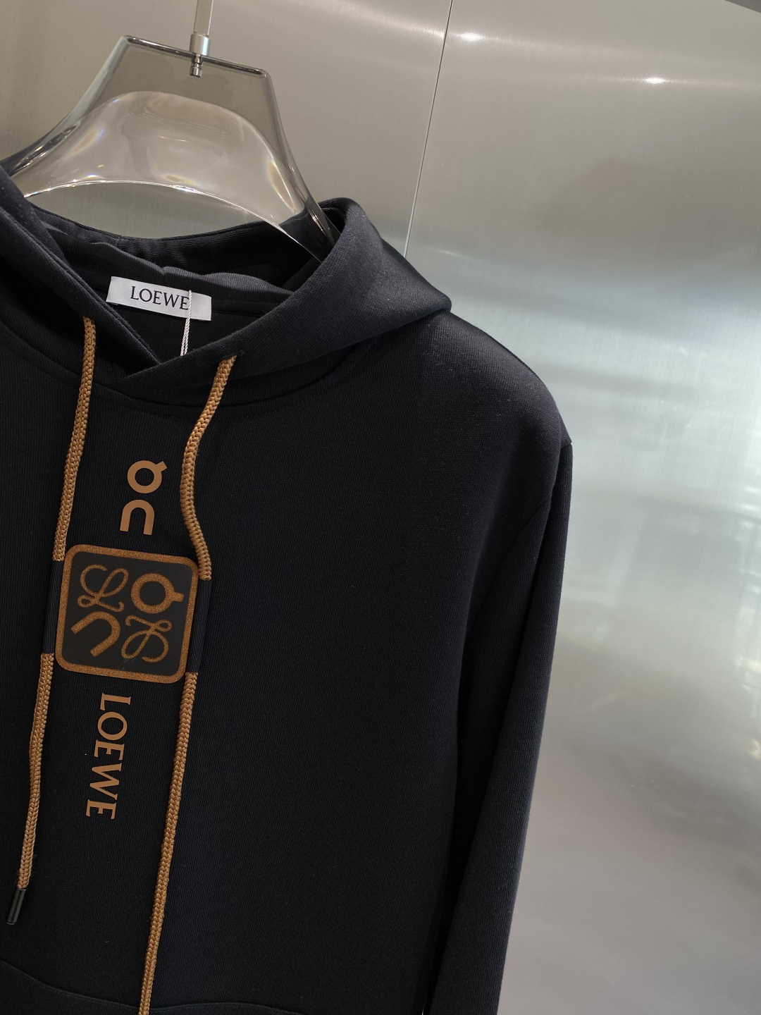 《𝙉𝙚𝙬🤍🖤罗家》2025最新款卫衣，独家发售！原版复刻，独家设计，超强工艺！极其奢华！版型超赞！尺码 