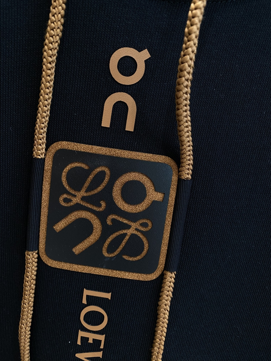 《𝙉𝙚𝙬🤍🖤罗家》2025最新款卫衣，独家发售！原版复刻，独家设计，超强工艺！极其奢华！版型超赞！尺码 